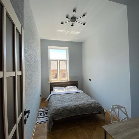 3 Bedrooms Apartment On Nasypna 3 Львов Экстерьер фото