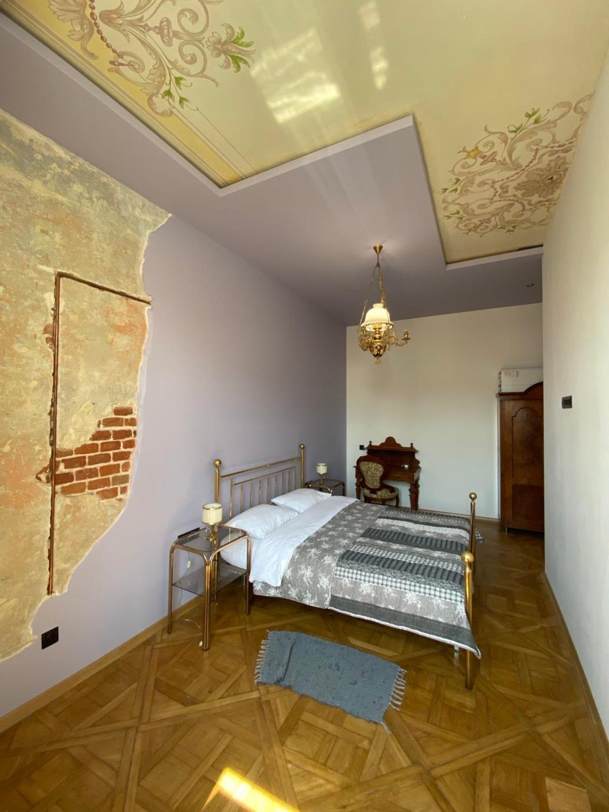 3 Bedrooms Apartment On Nasypna 3 Львов Экстерьер фото