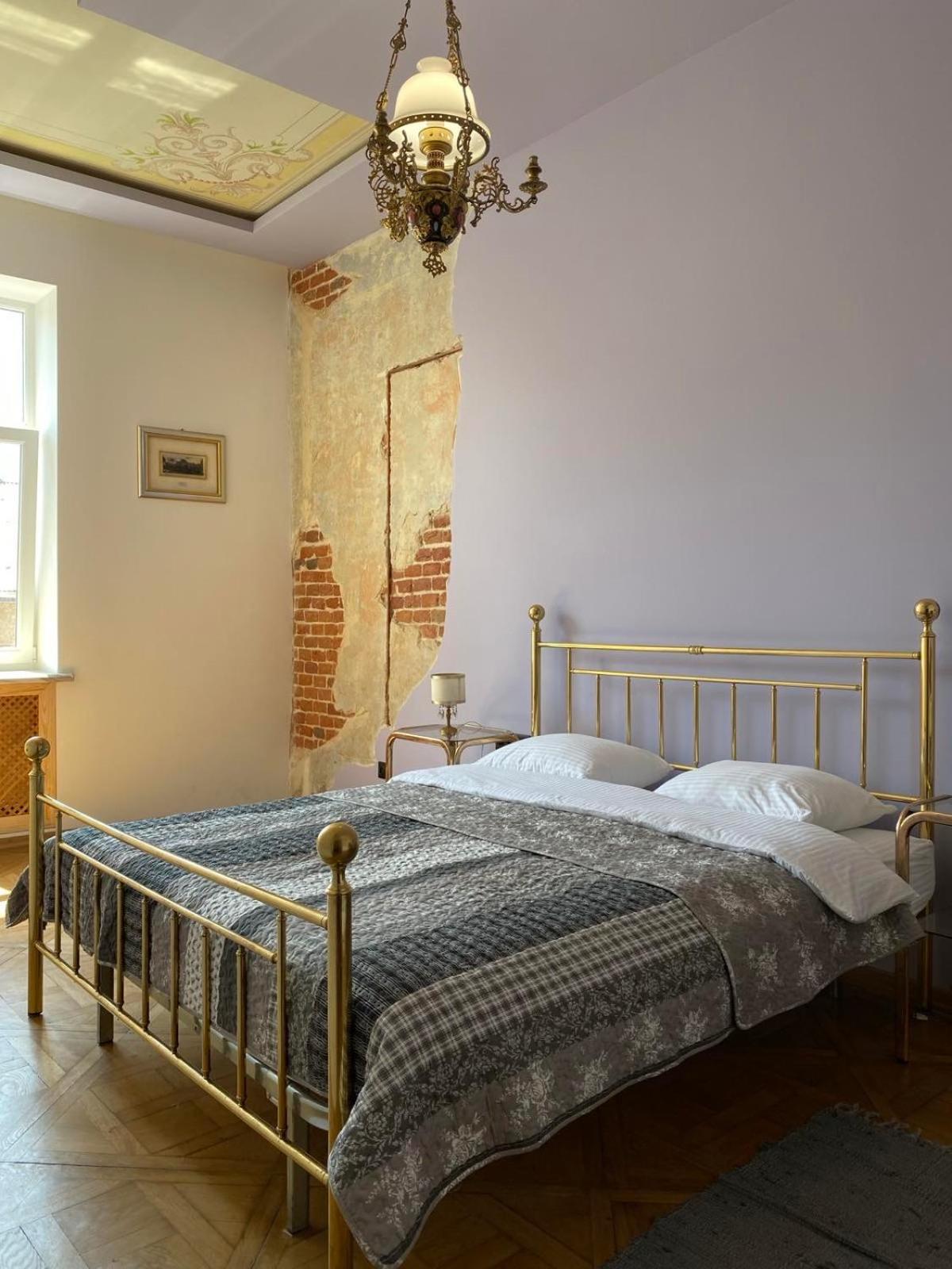 3 Bedrooms Apartment On Nasypna 3 Львов Экстерьер фото